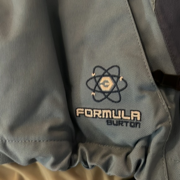 BURTON women’s snowboard jacket, Size Medium - Picture 4 of 13